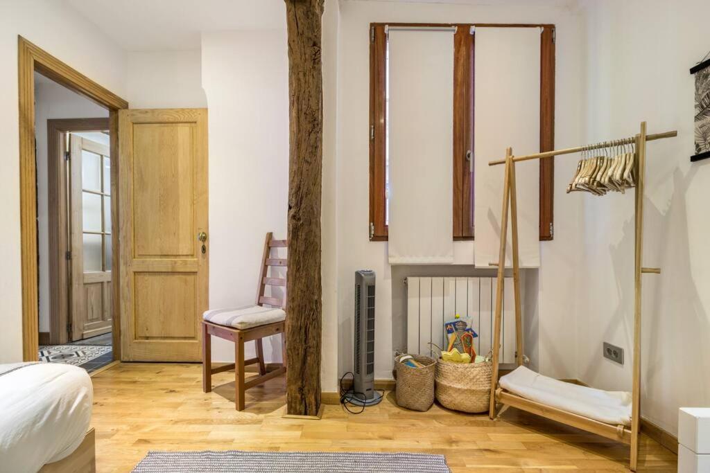 Апартаменты Sea Views In The Heart Of The Old Town Кастро-Урдиалес Экстерьер фото